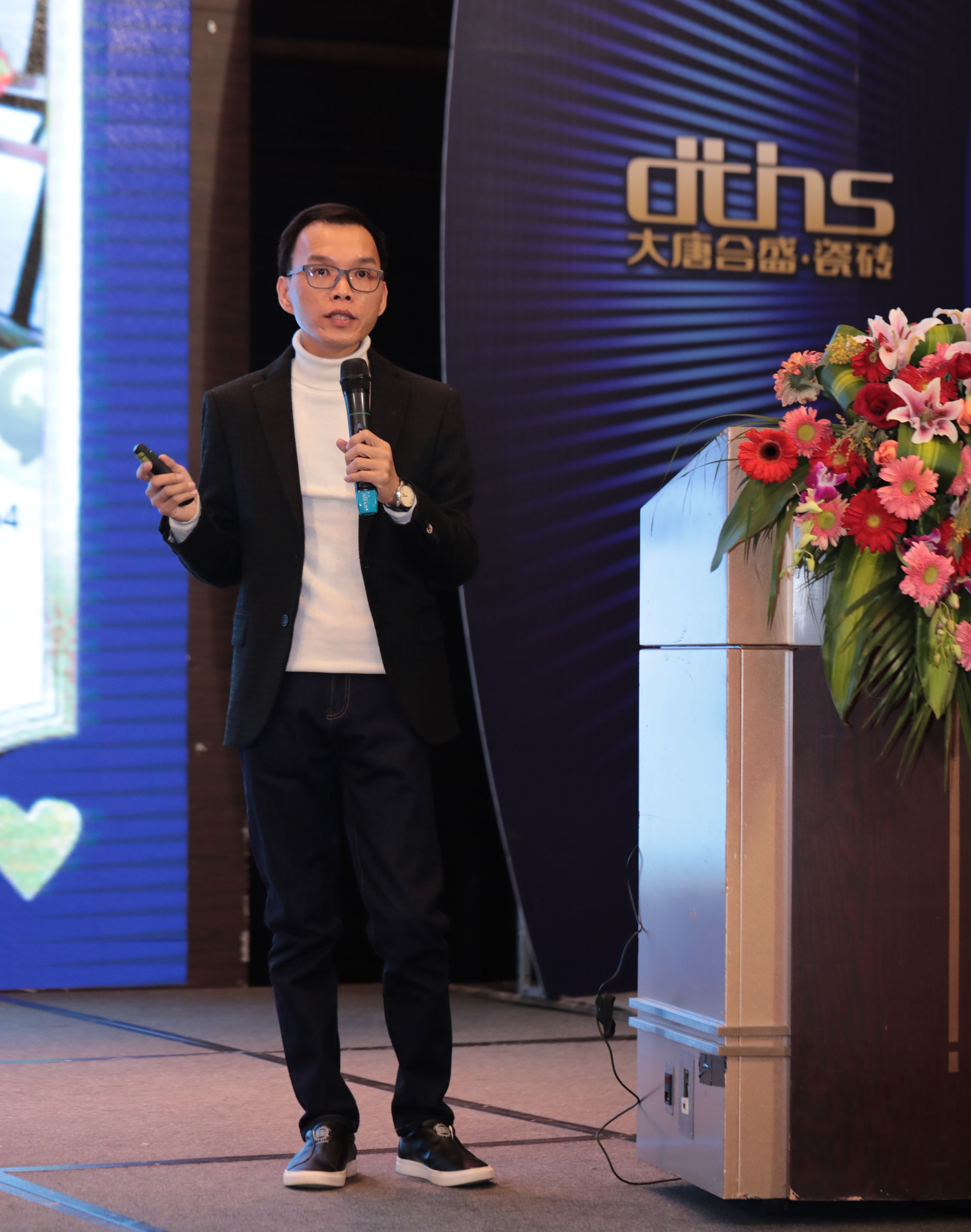 9 Ʒ���Ј����Ŀ����������������˜ʻ�+���DƷ�ơ����}���v.jpg