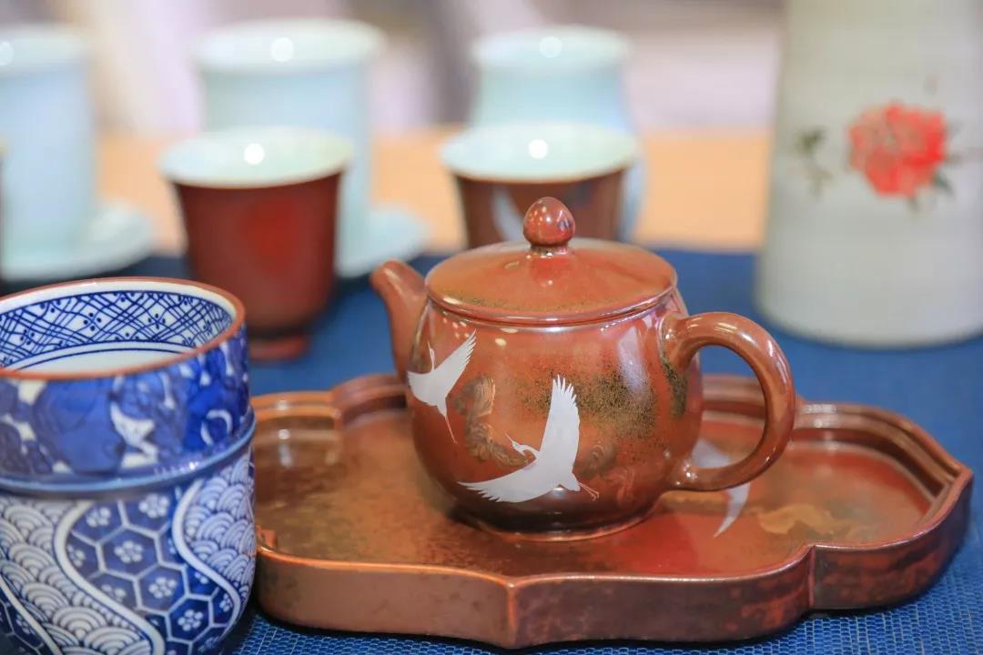 ����څ��������������Ҋ���Բ���ѣ�Փ�������၆չ����څ��