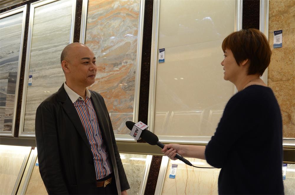 CCTV-2����(j��ng)��(j��)��(li��n)������(b��o)����ɹ��o��(c��)�ĸ(chu��ng)��֮�e